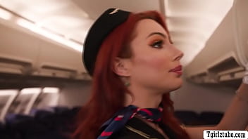 Ts flight attendant trio way fucky-fucky with her passengers in flat