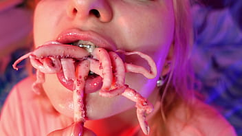 Weird FOOD FETISH octopus slurping flick (Arya Grander)